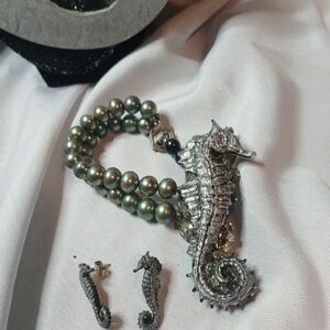 Elegant Seahorse Braclet with Pearls And Seahorse Earrings